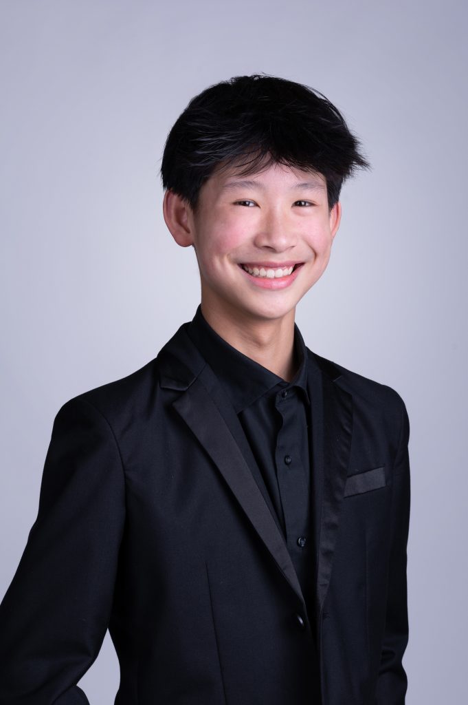 This image has an empty alt attribute; its file name is Liu_Shan-Photo1--681x1024.jpg